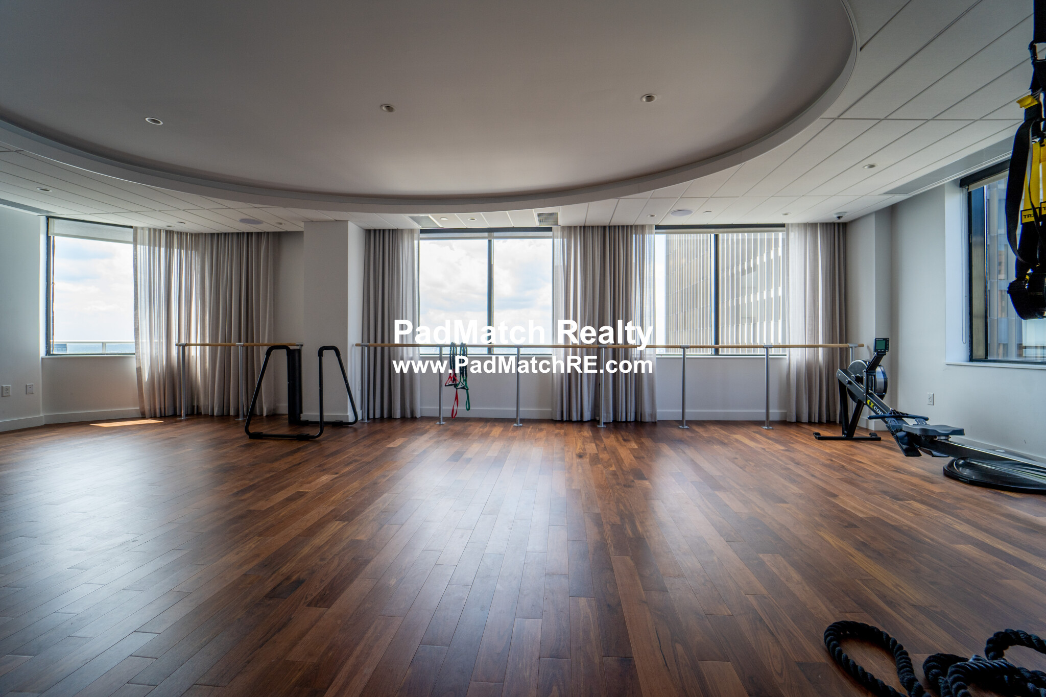 1 Devonshire Pl, Midtown