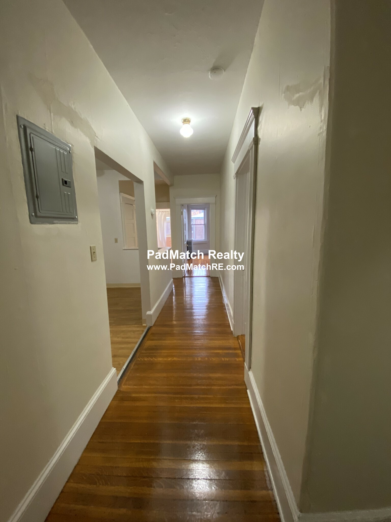 1595 Beacon St, Brookline