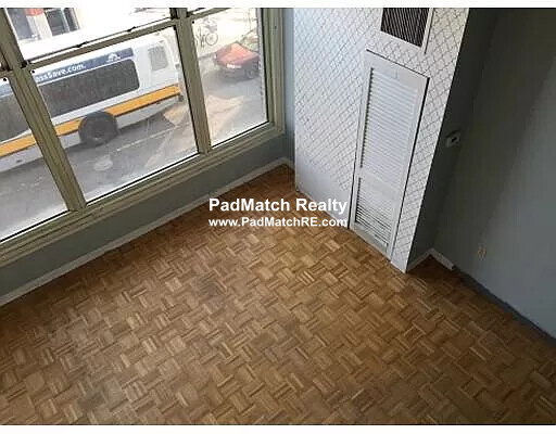 61 Brookline Ave, Fenway