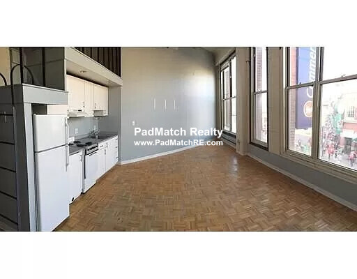 61 Brookline Ave, Fenway