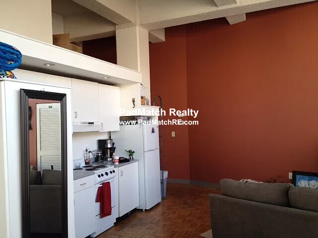 61 Brookline Ave, Fenway