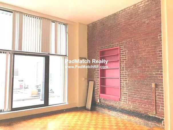 61 Brookline Ave, Fenway