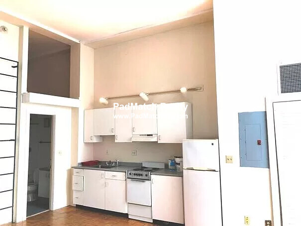 61 Brookline Ave, Fenway