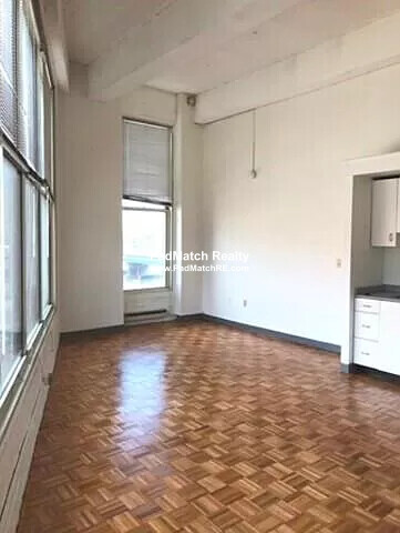 61 Brookline Ave, Fenway