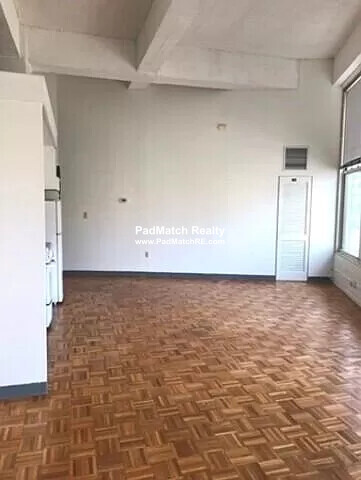 61 Brookline Ave, Fenway