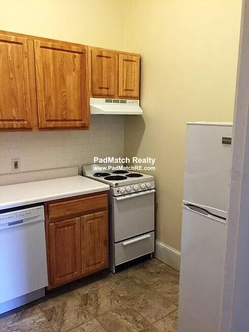 471 Commonwealth Ave, Fenway