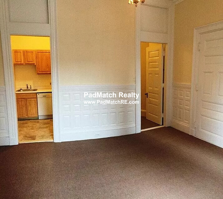 471 Commonwealth Ave, Fenway