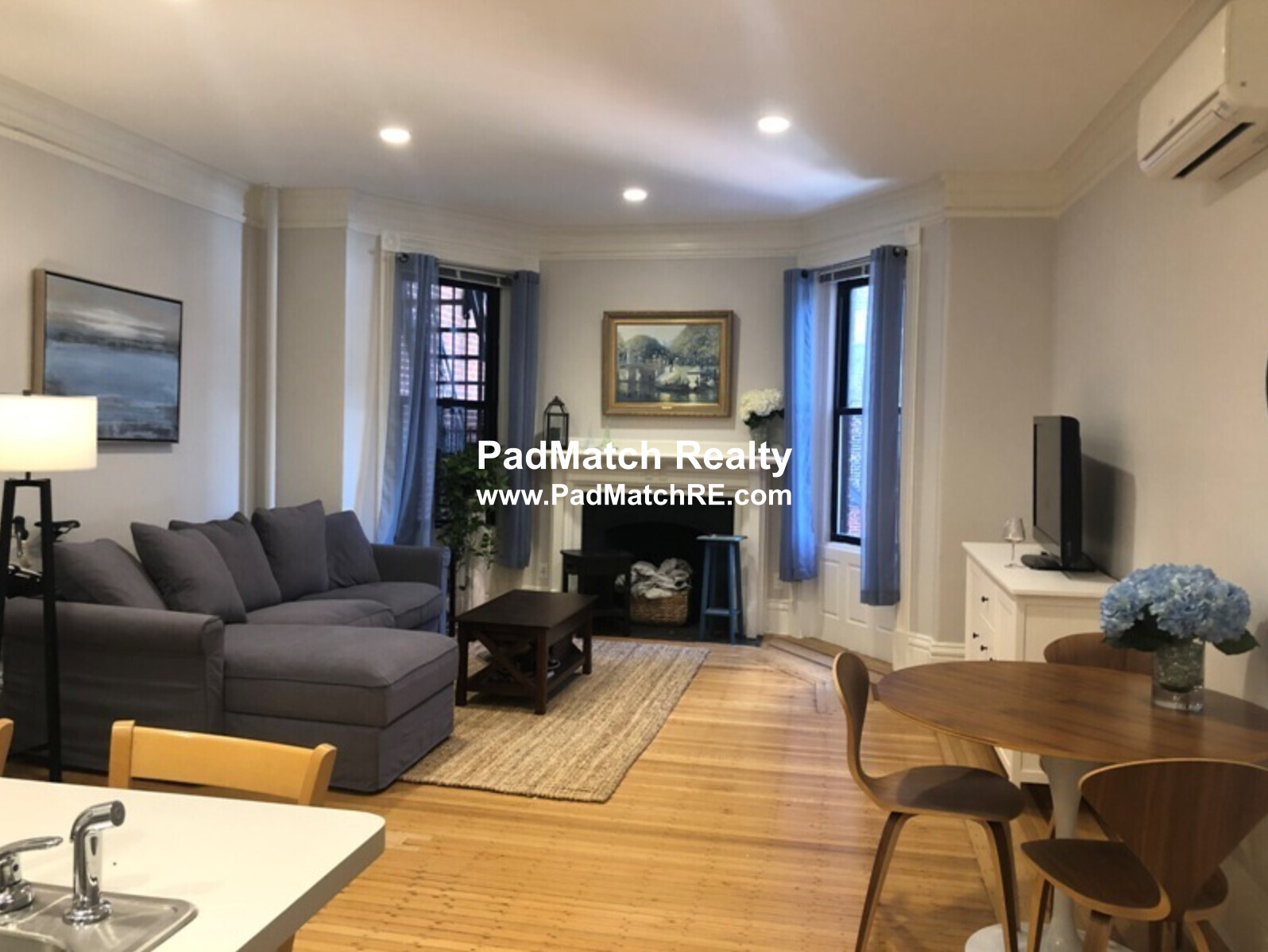 174 Newbury St, Back Bay