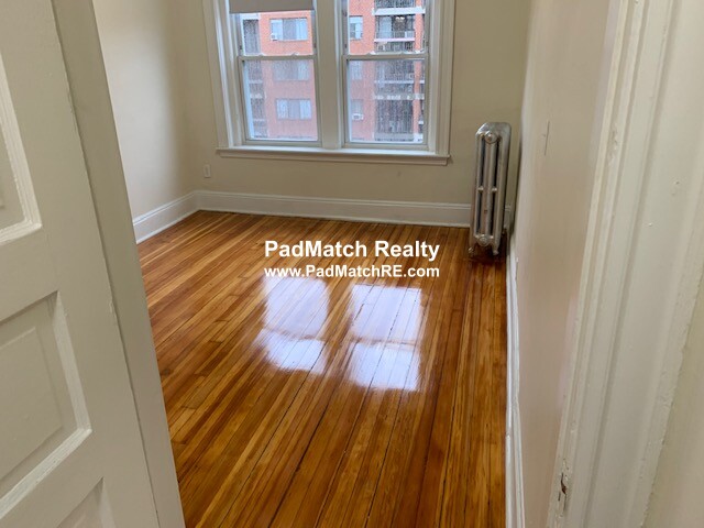 11 Mount Hood Rd, Brighton