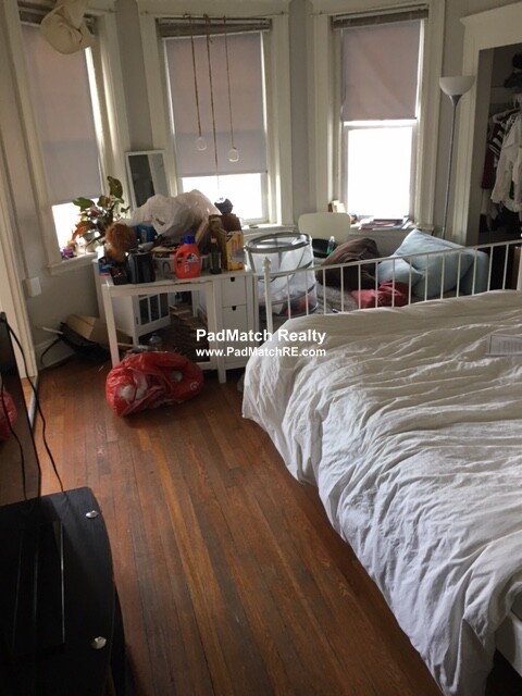 1171 Boylston St, Fenway