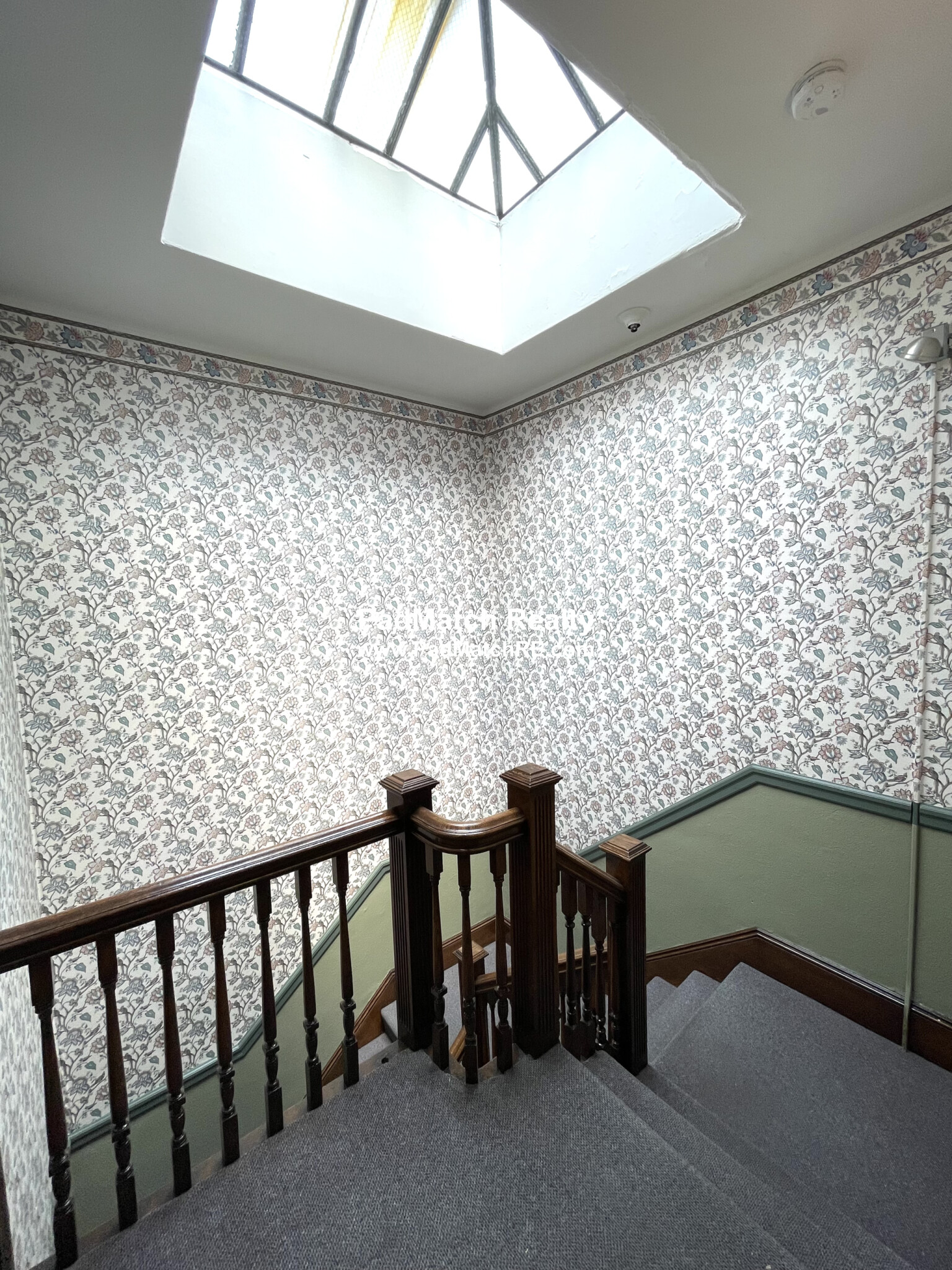 109 Saint Paul St, Longwood