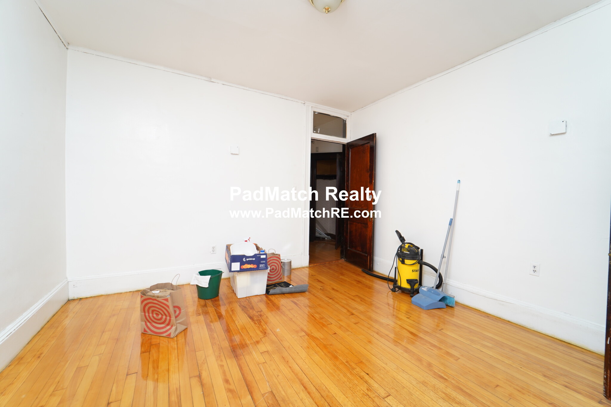 1377 Commonwealth Ave, Allston