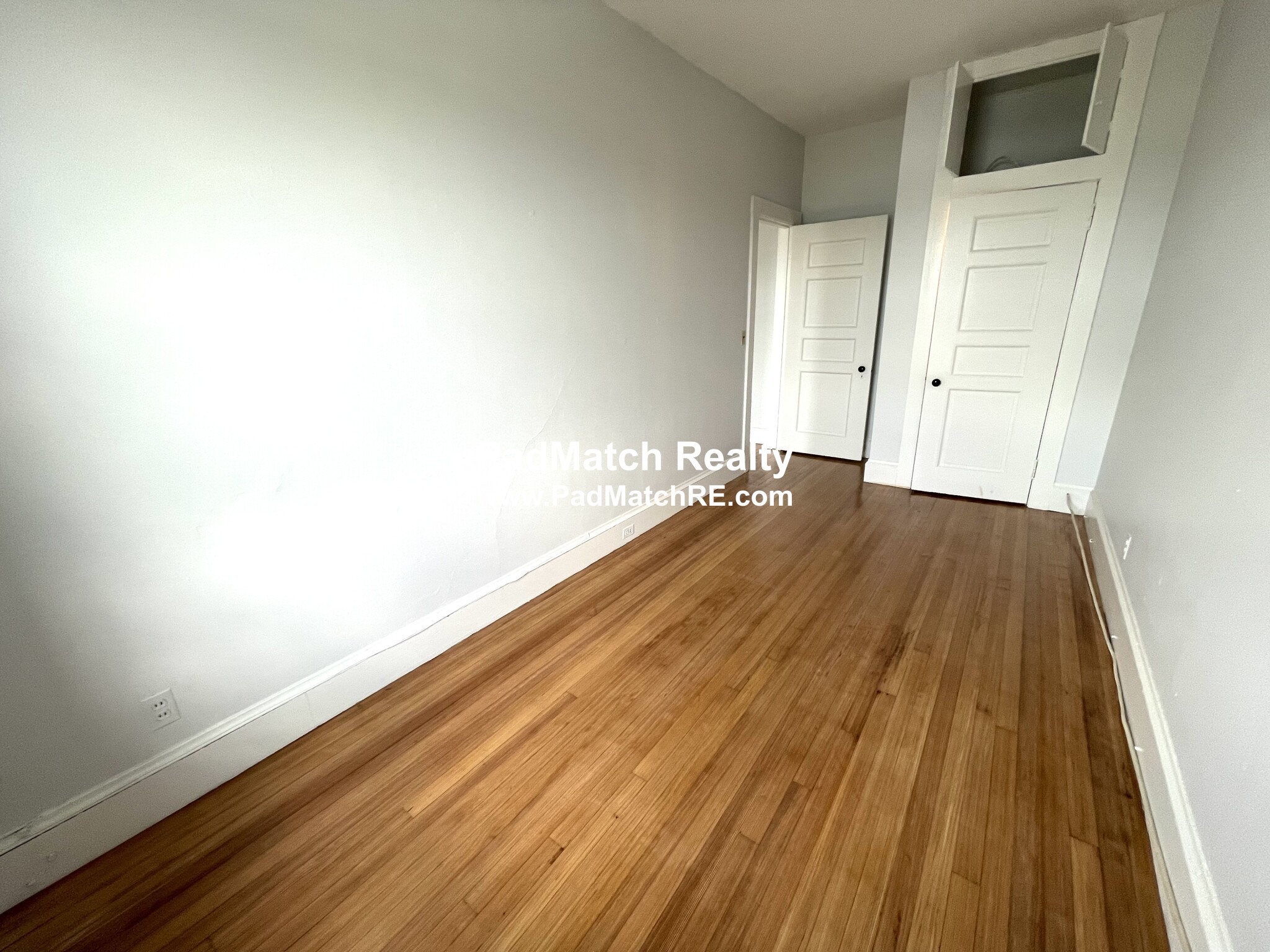 470 Beacon St, Fenway