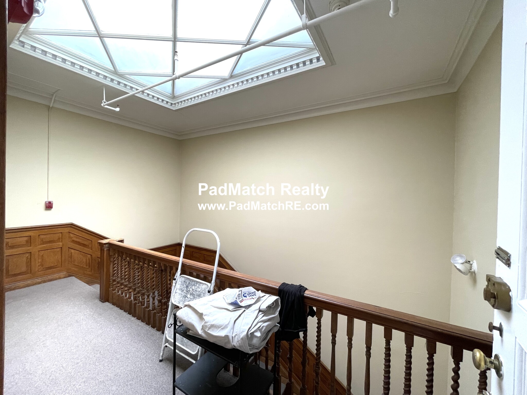 470 Beacon St, Fenway