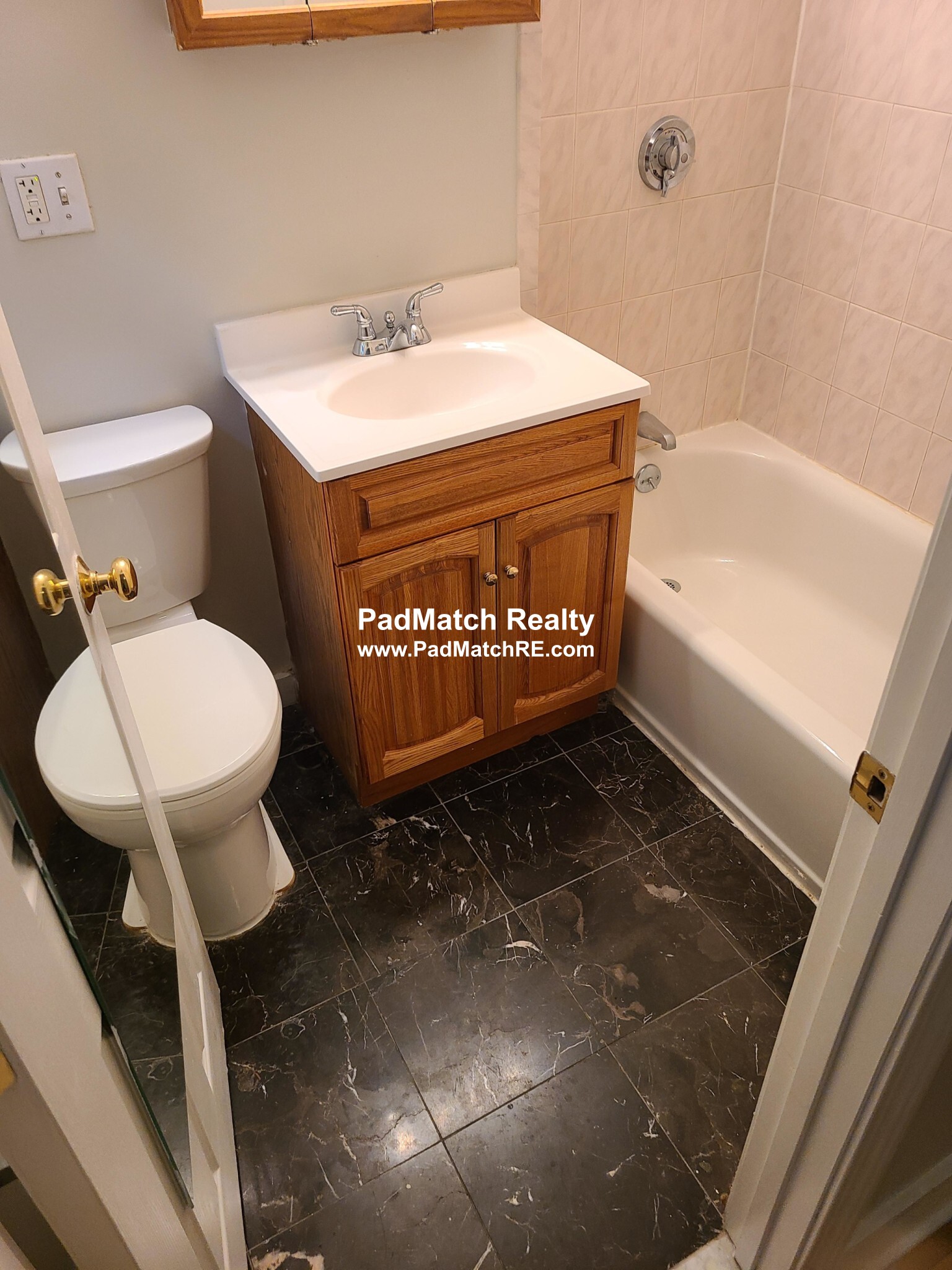 38 Hemenway St, Fenway