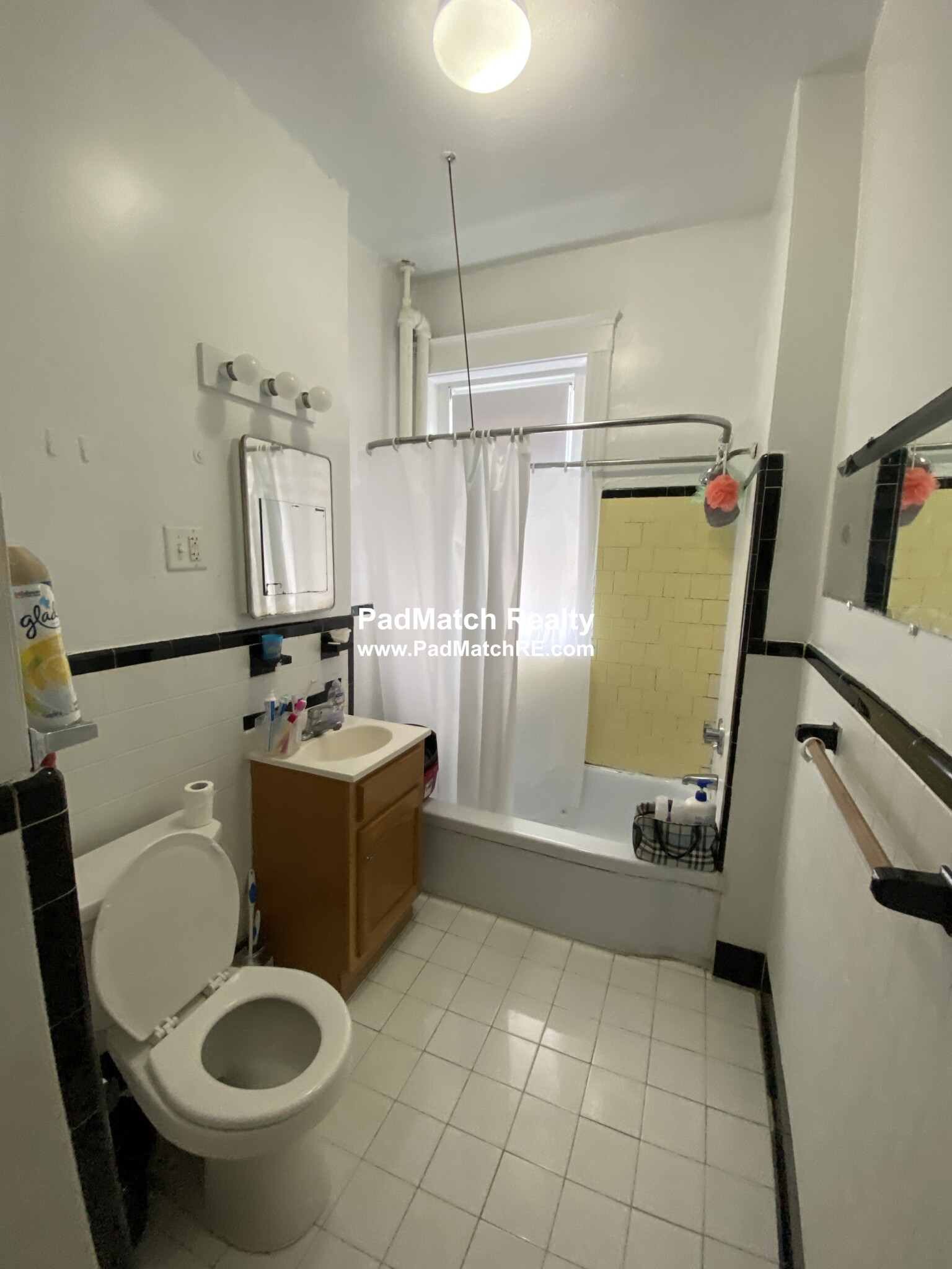 1381 Commonwealth Ave, Allston