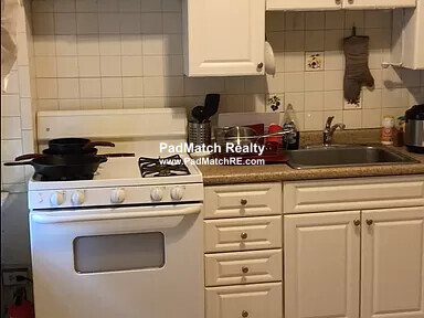 186 Naples Rd, Coolidge Corner