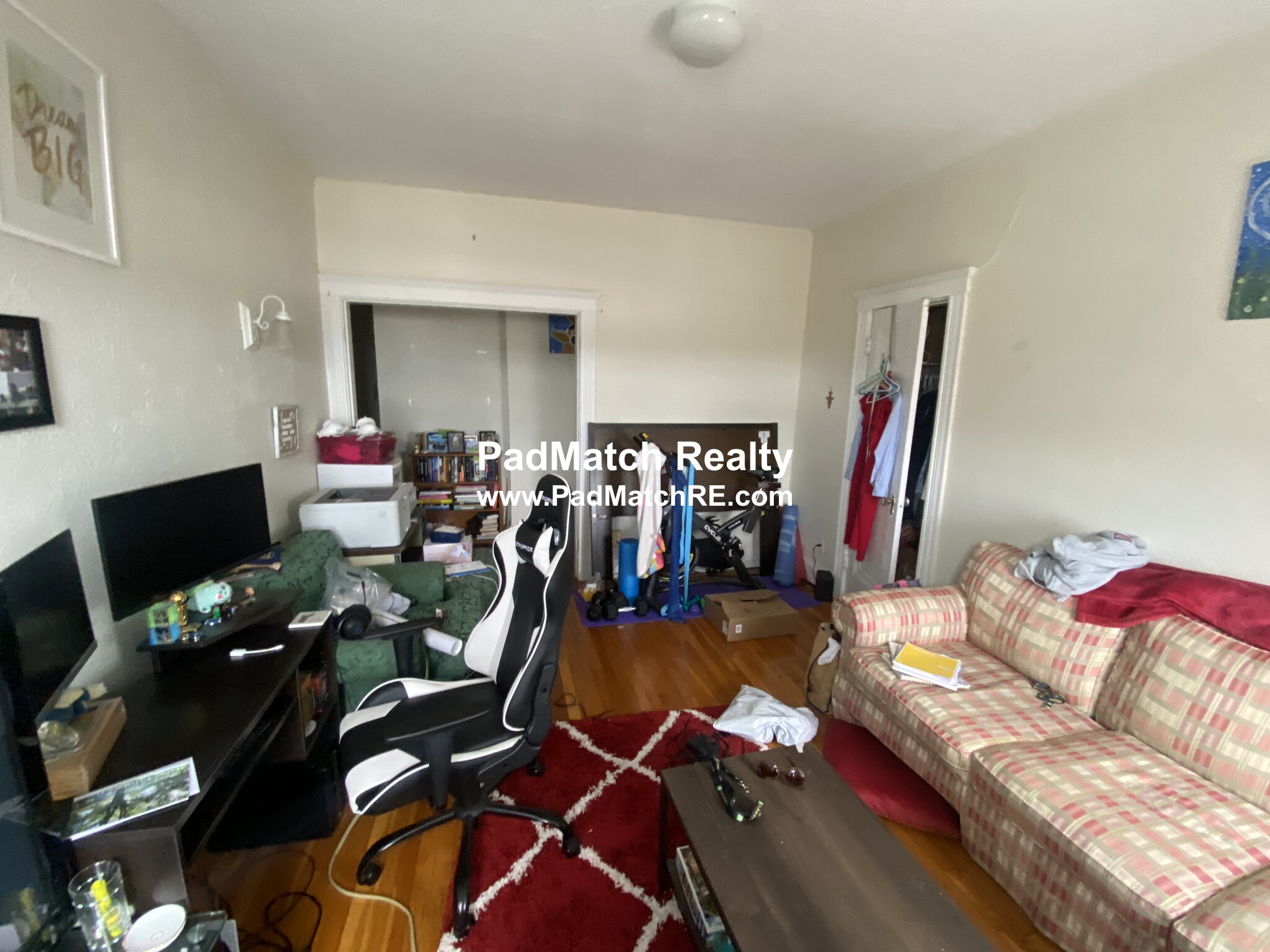 1800 Commonwealth Ave, Brighton