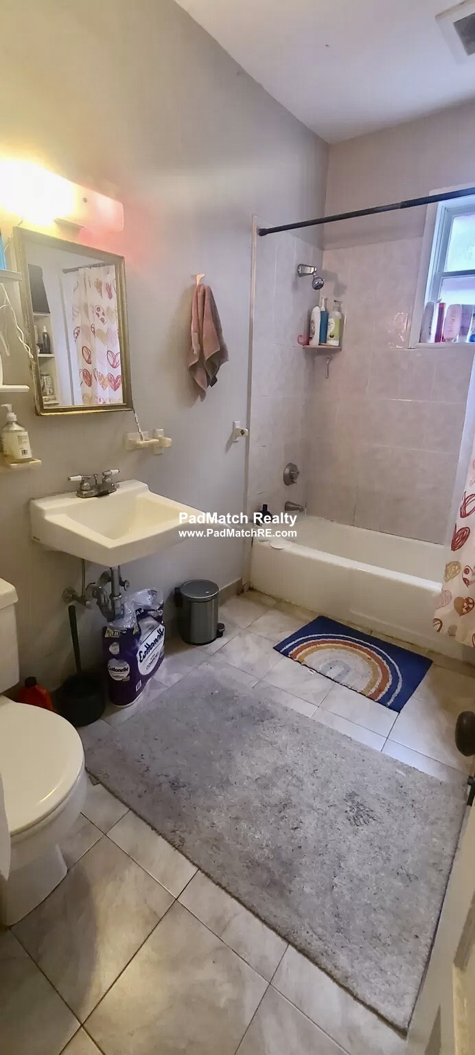 348 Faneuil St, Brighton