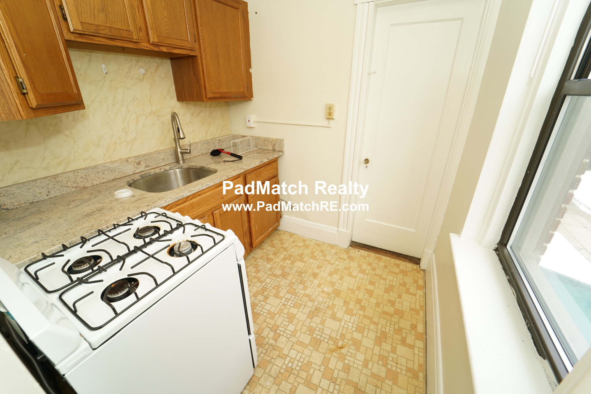 349 Pleasant St, Malden