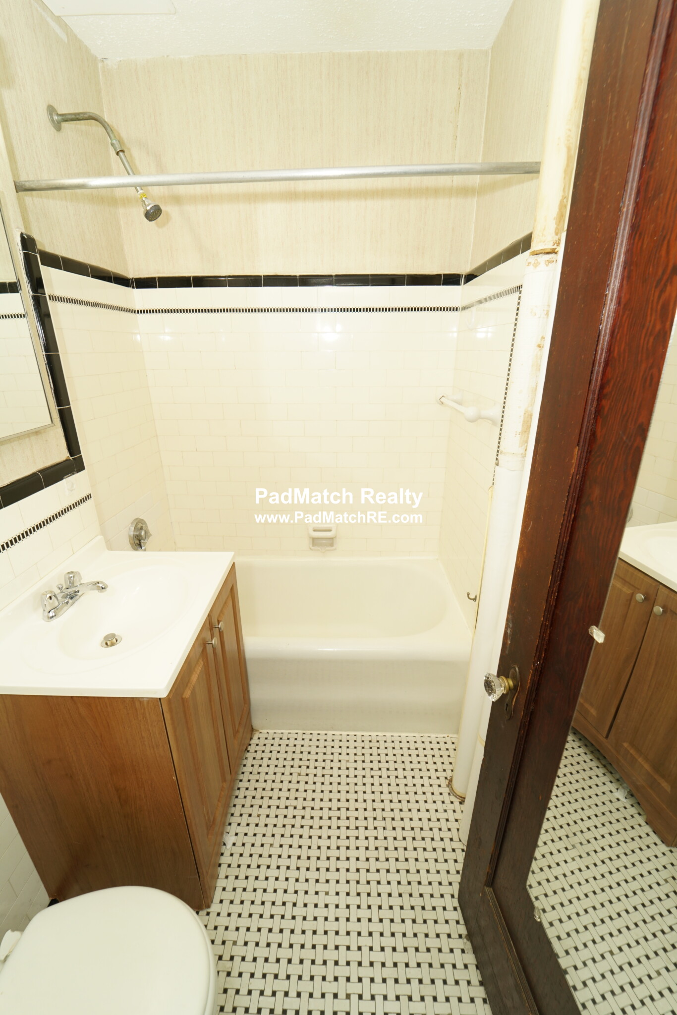 349 Pleasant St, Malden