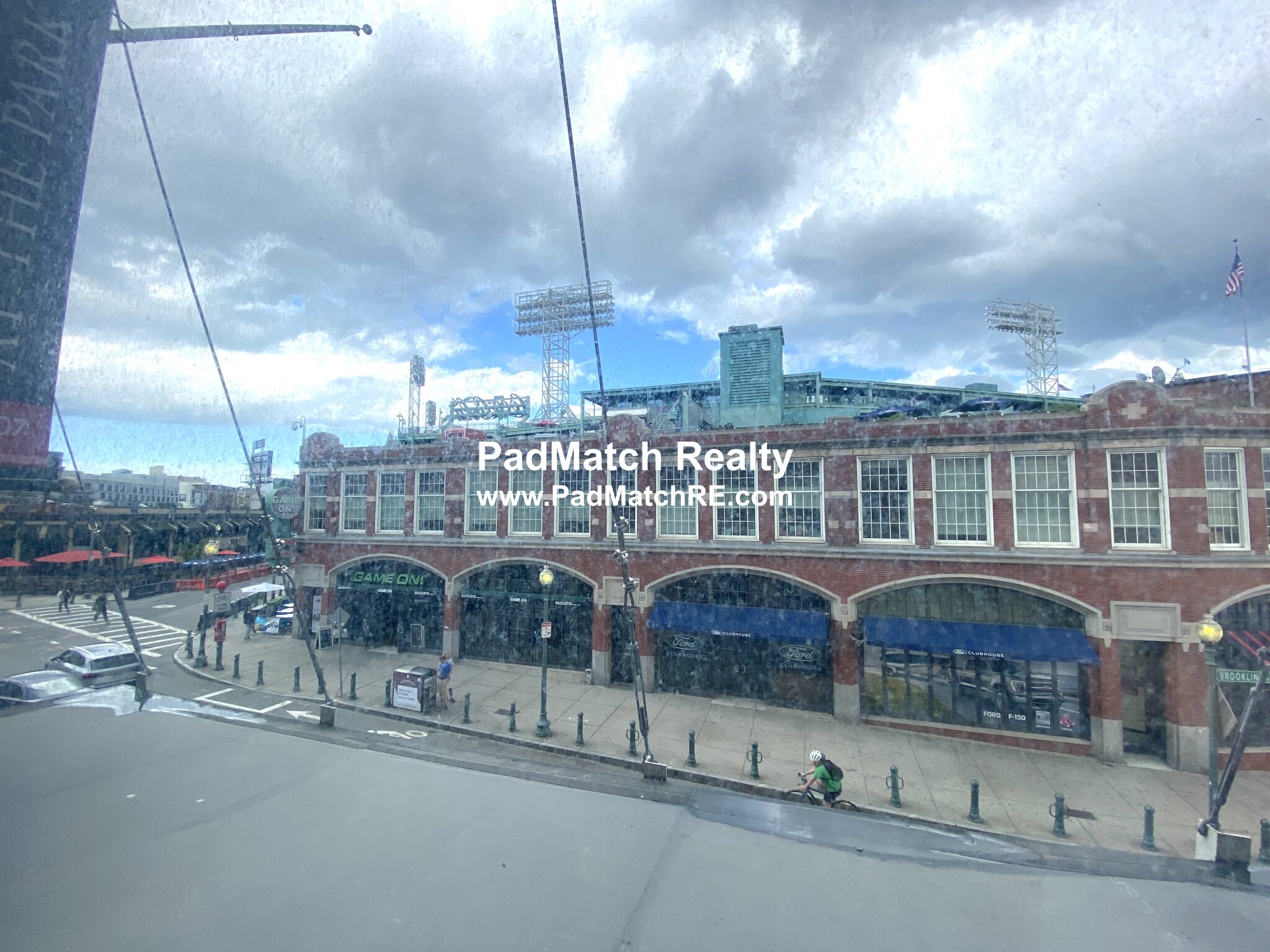 61 Brookline Ave, Fenway