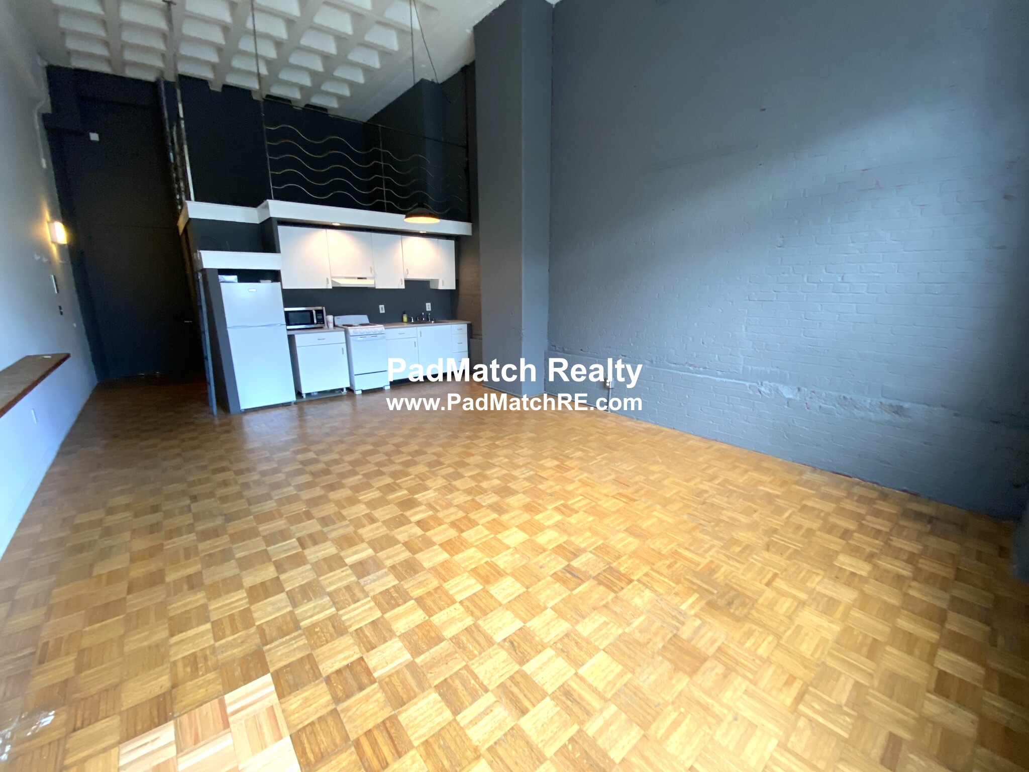 61 Brookline Ave, Fenway