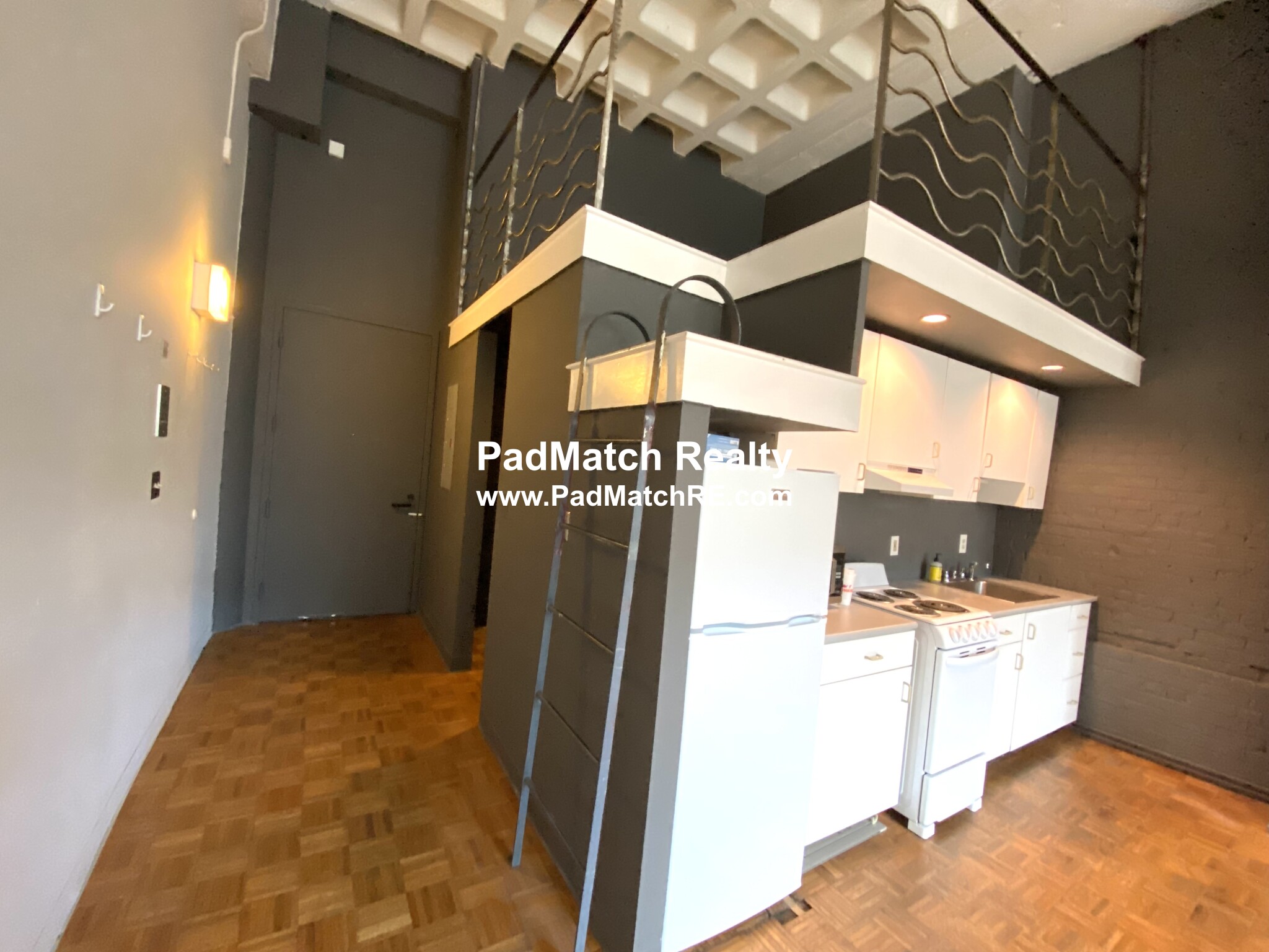 61 Brookline Ave, Fenway