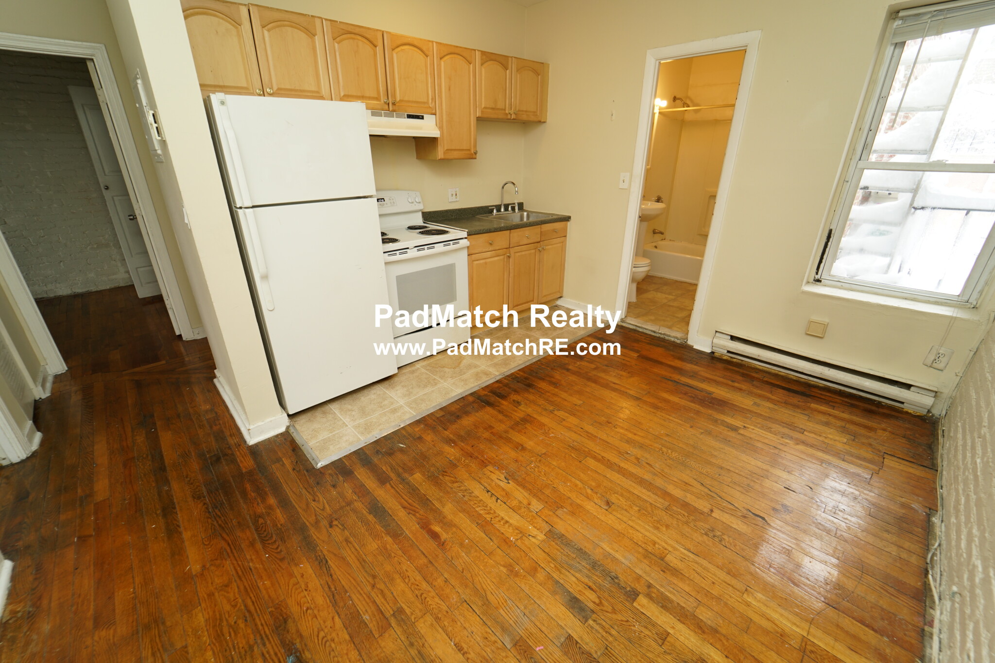 886 Huntington Ave, Mission Hill