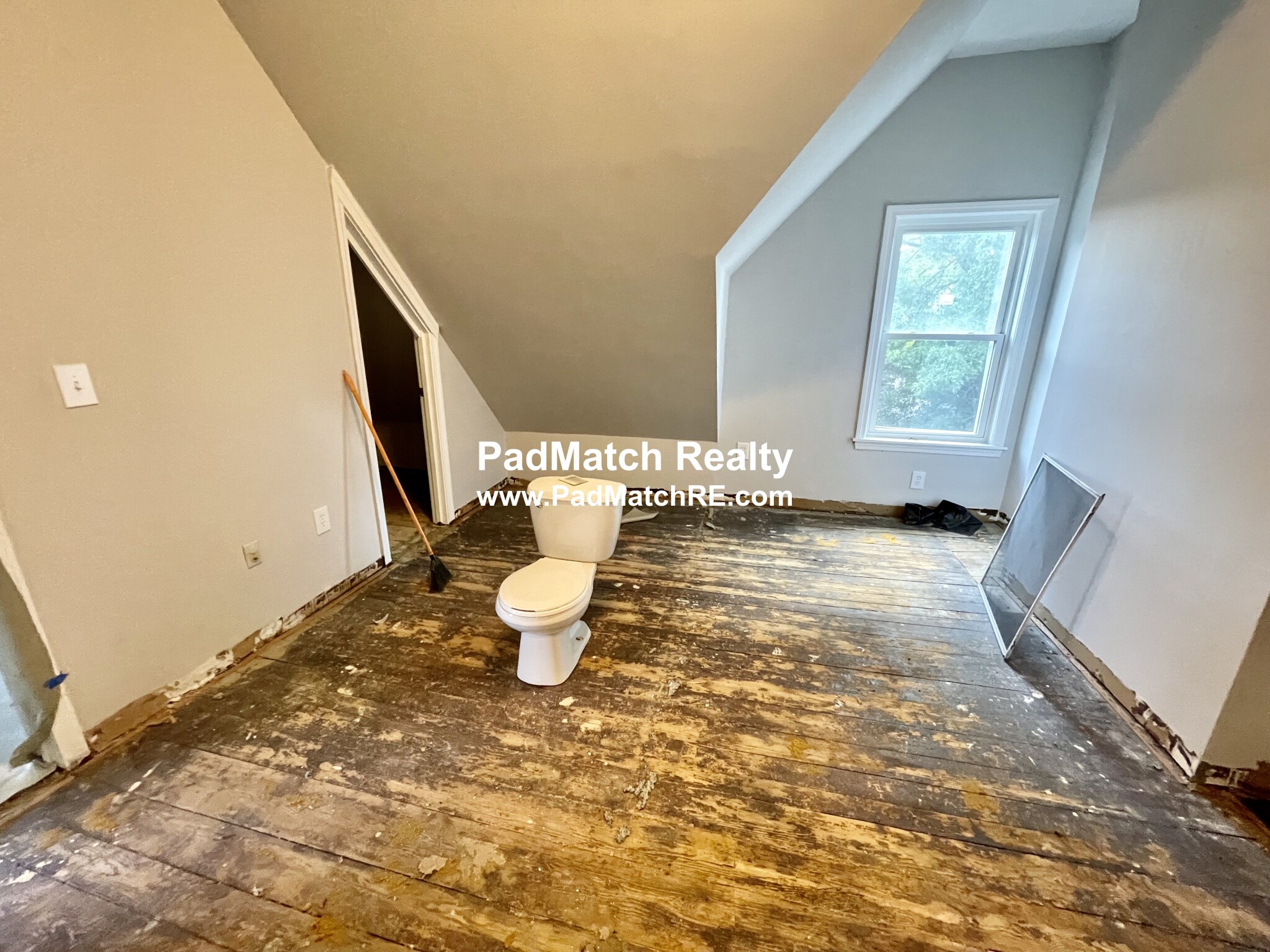 21 Linden St, Allston
