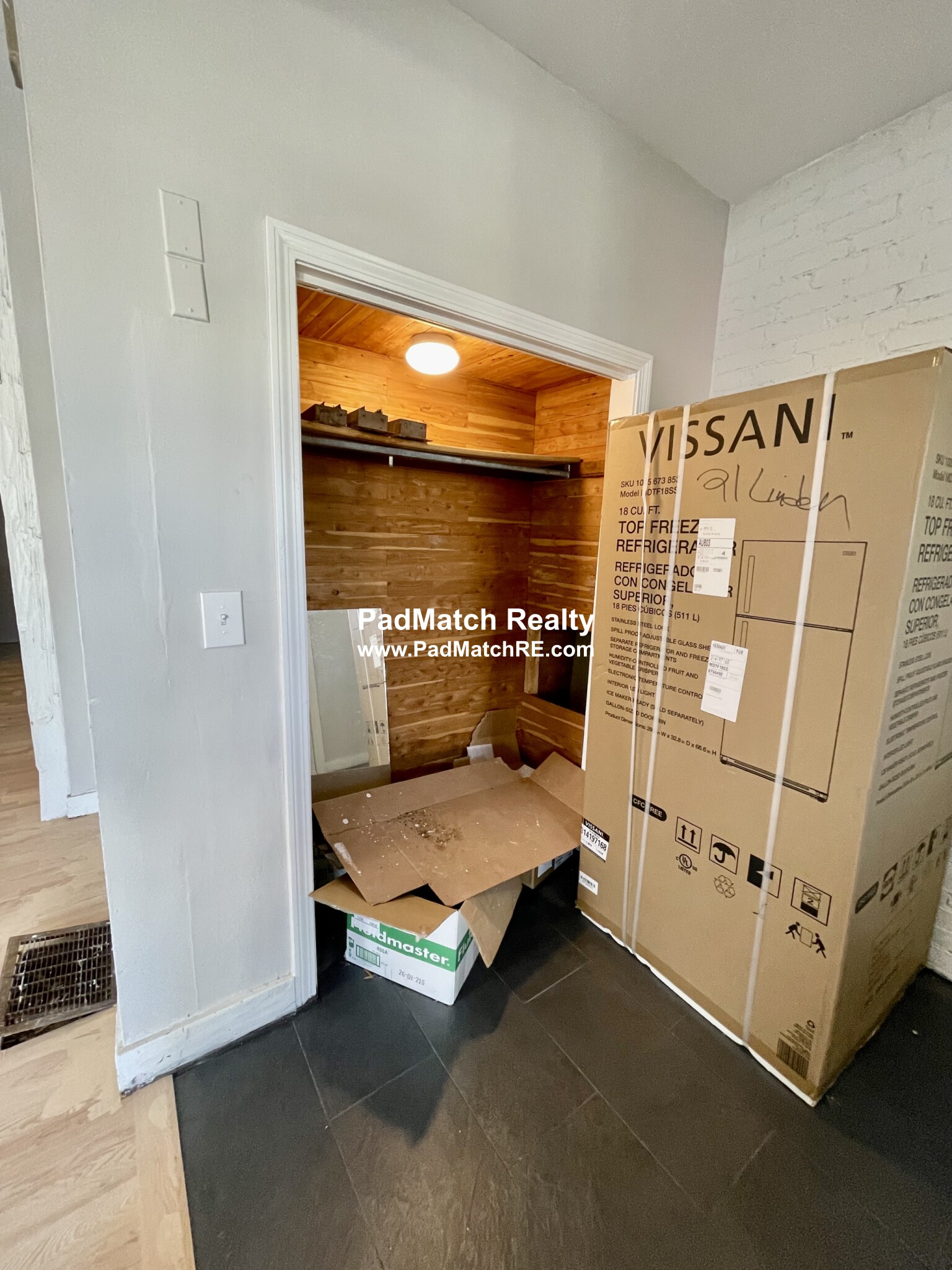 21 Linden St, Allston