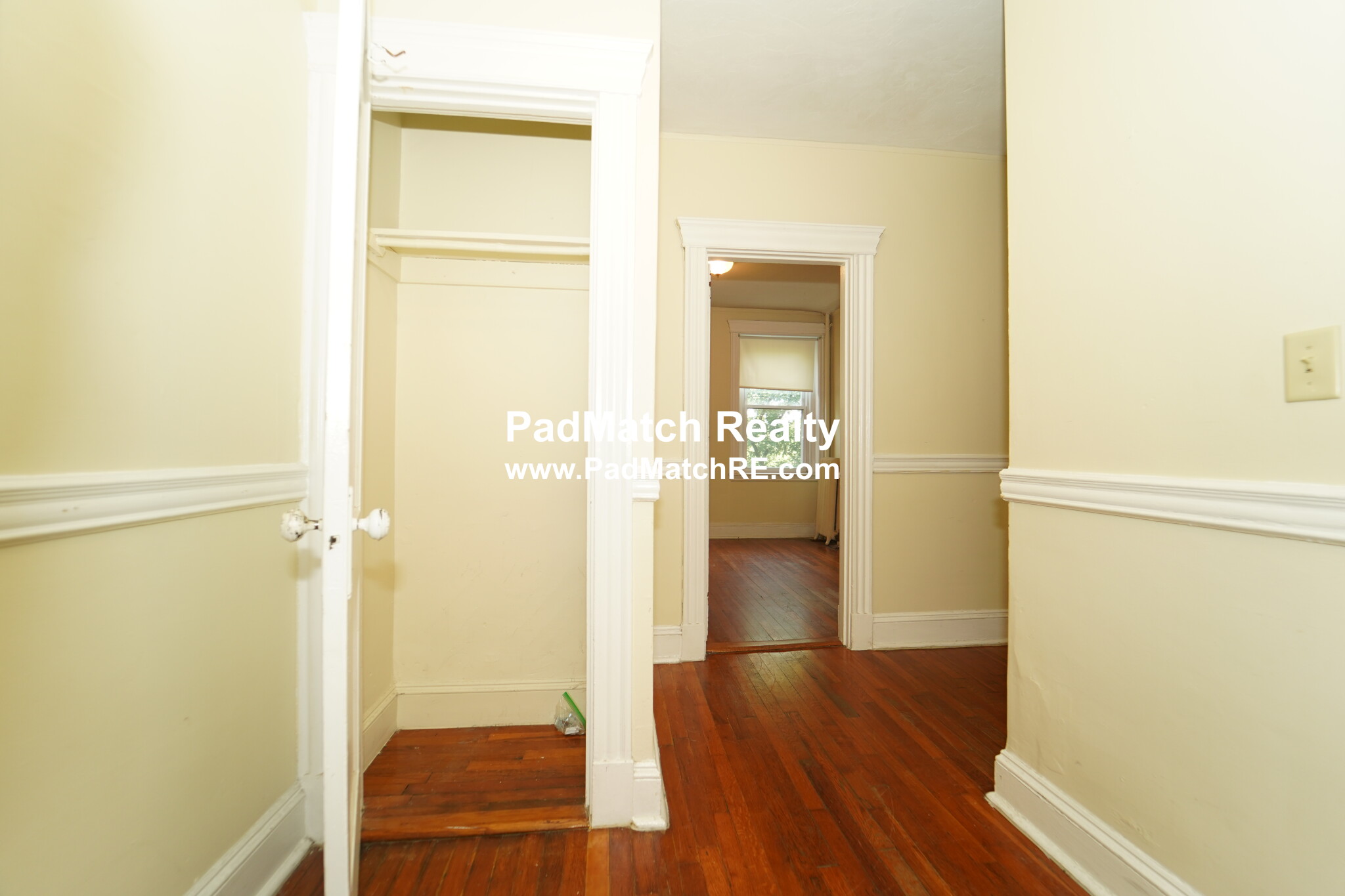 368 Riverway, Mission Hill