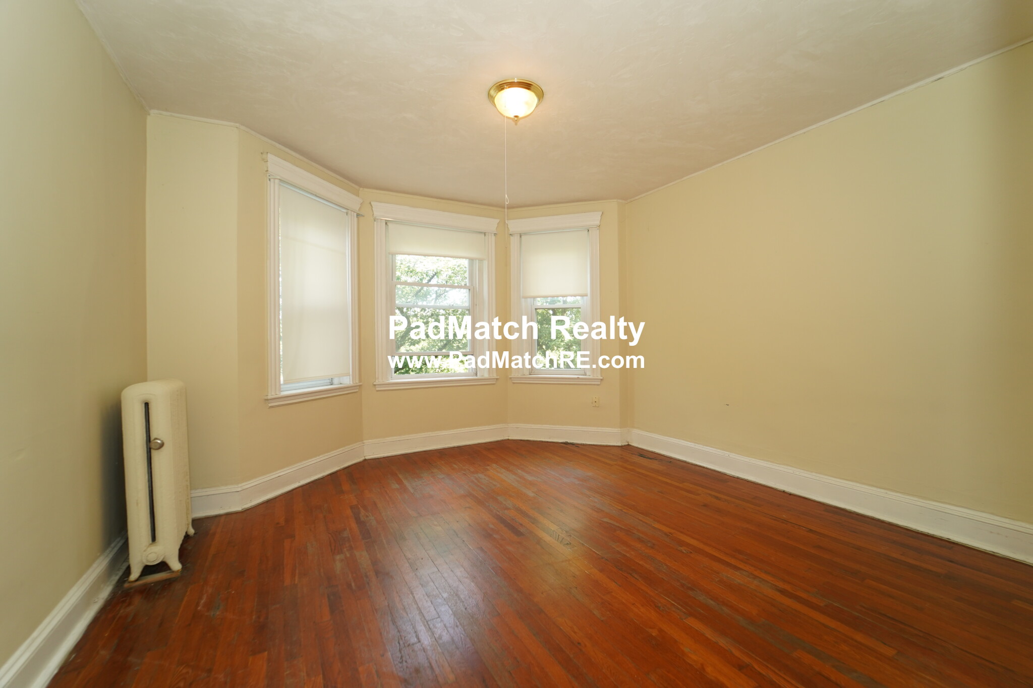 368 Riverway, Mission Hill