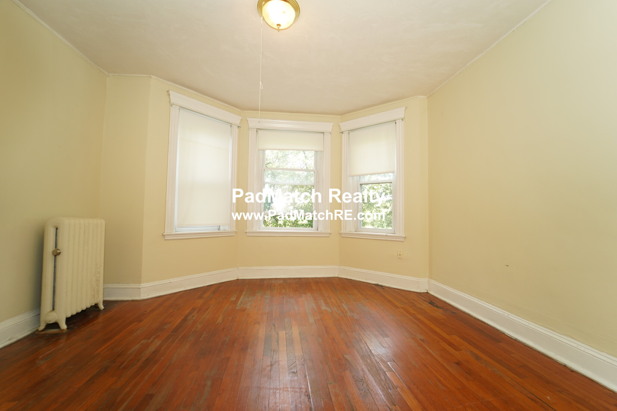 368 Riverway, Mission Hill