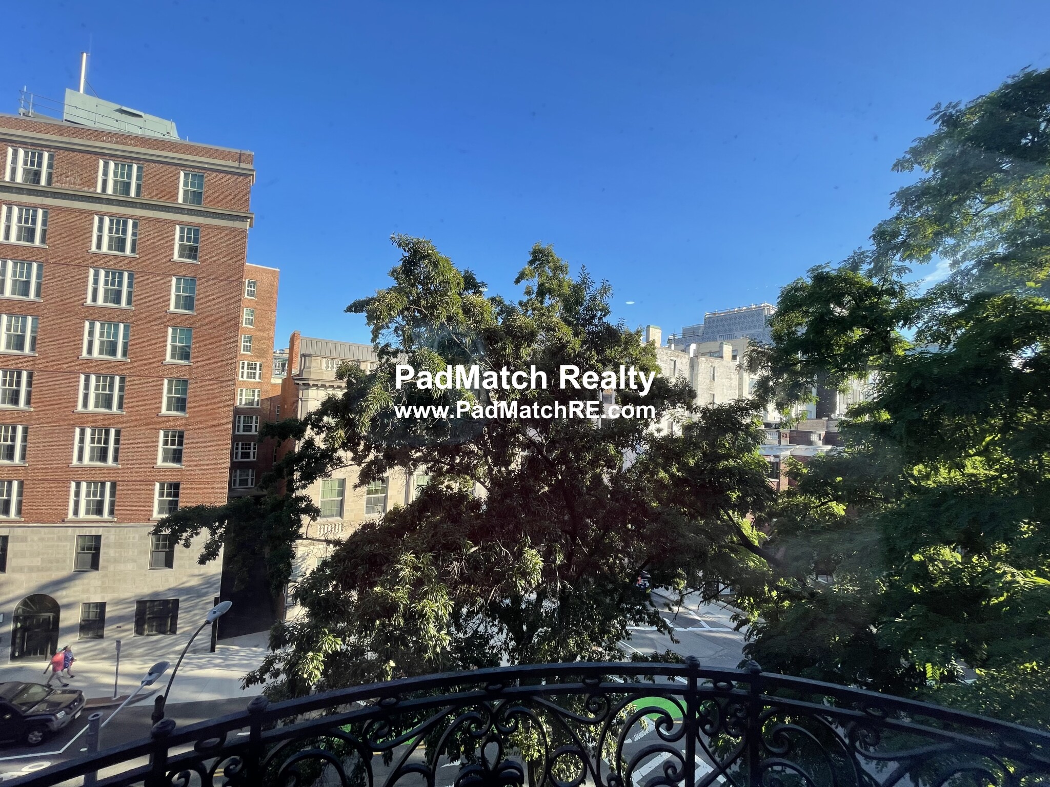 47 Bay State Rd, Fenway