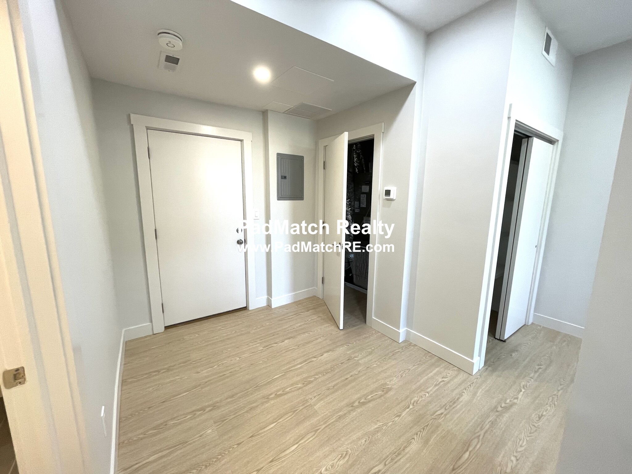 47 Bay State Rd, Fenway