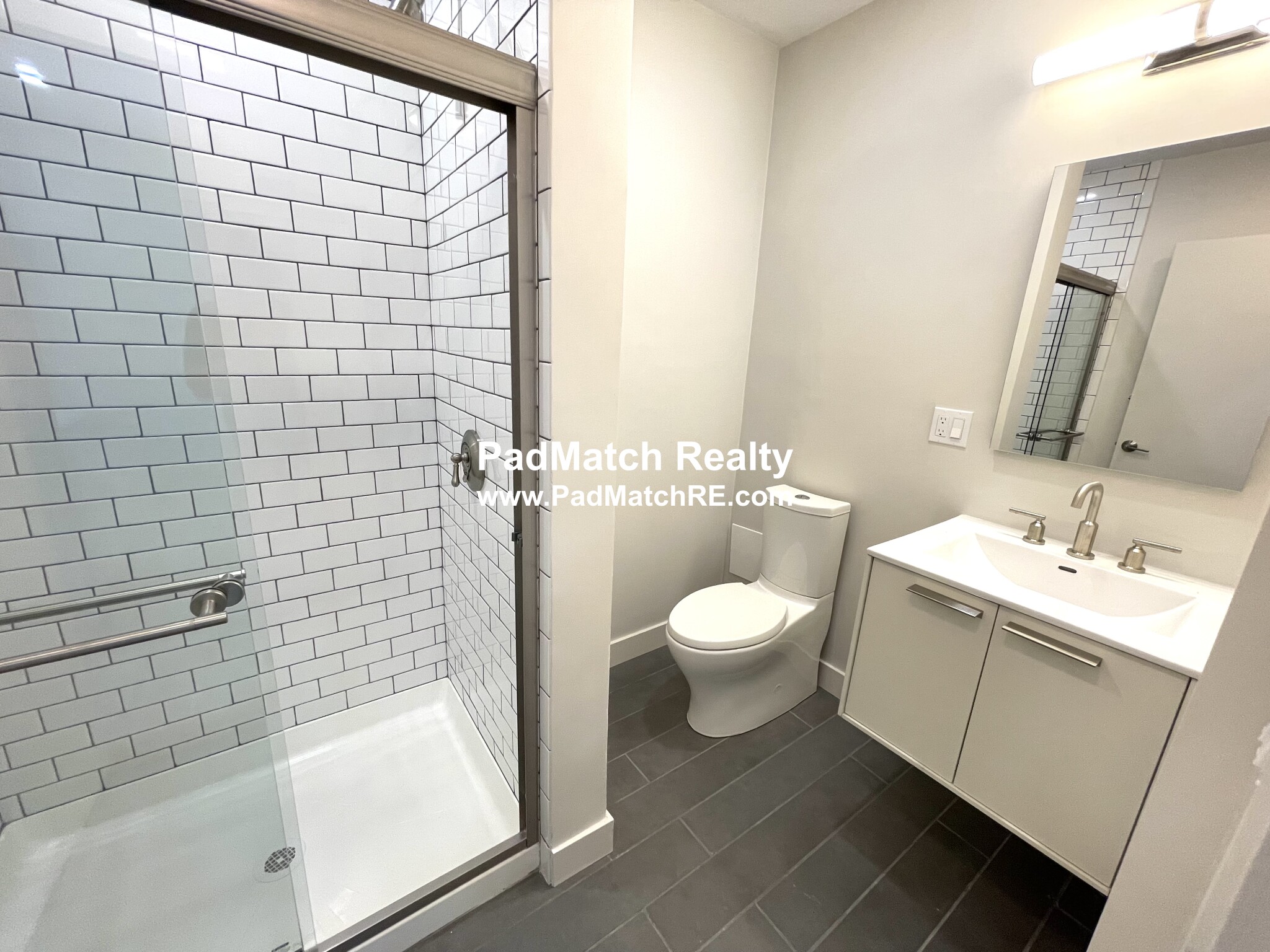 47 Bay State Rd, Fenway