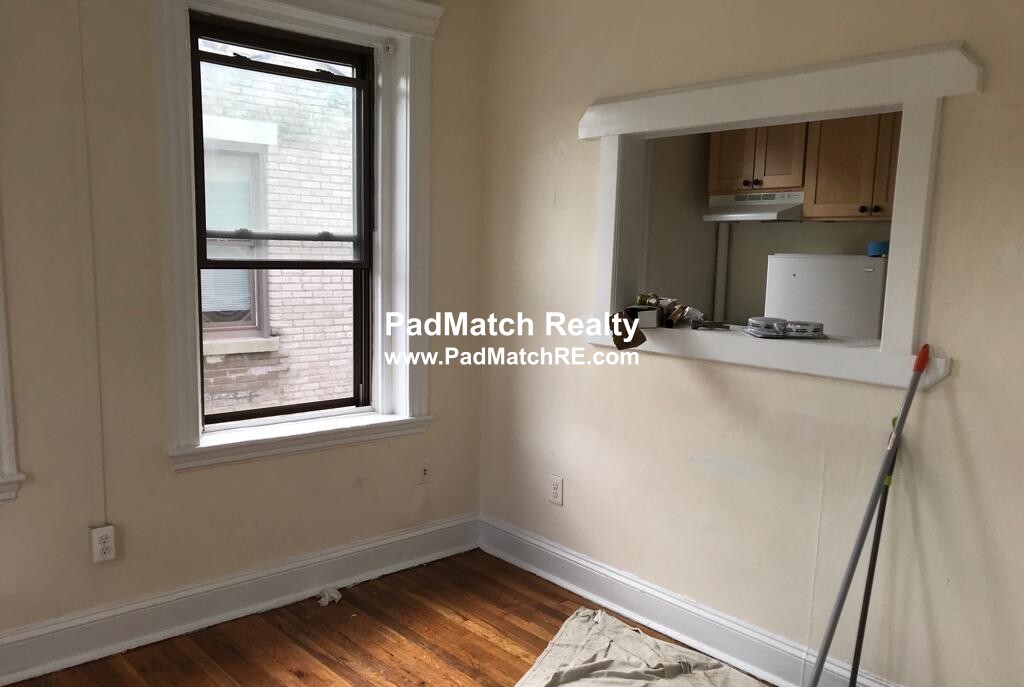 360 Riverway, Fenway