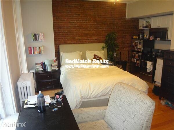 120 Charles St, Back Bay