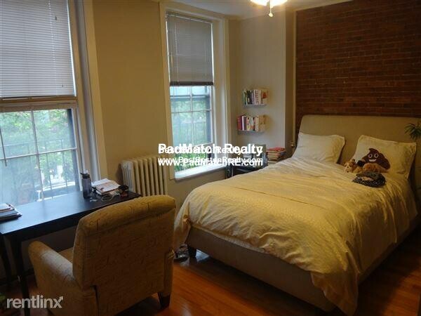 120 Charles St, Back Bay