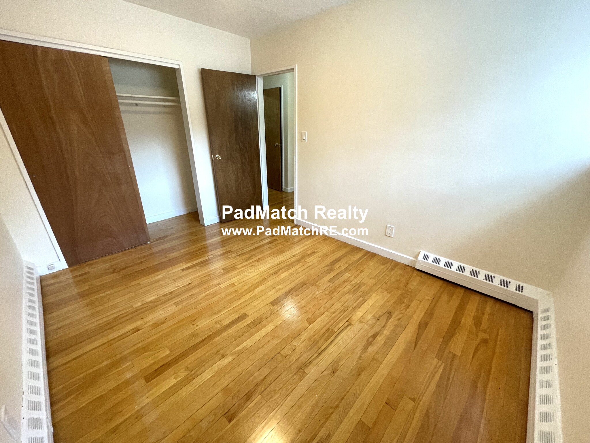 53 Parkman St, Longwood