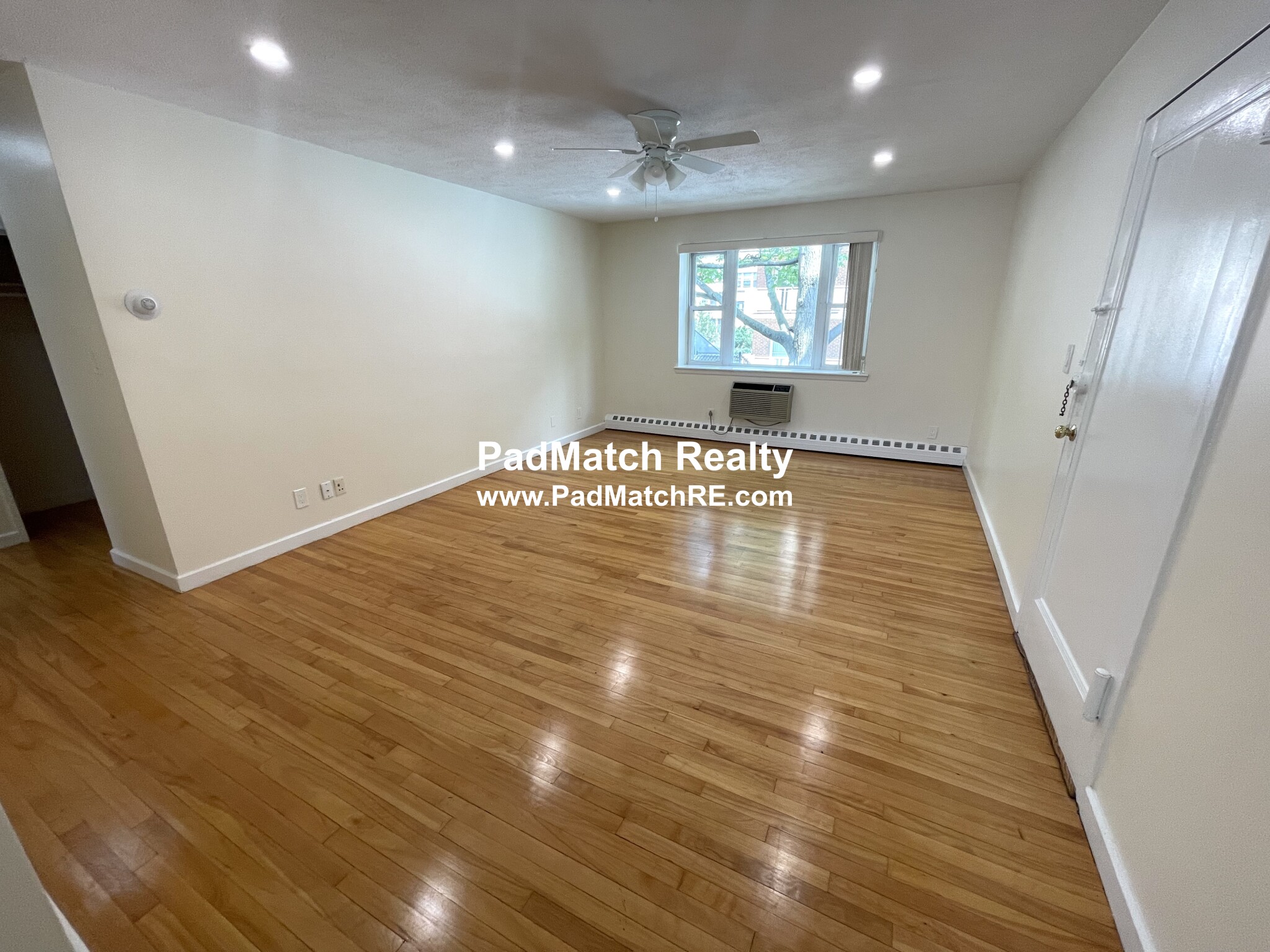 53 Parkman St, Longwood