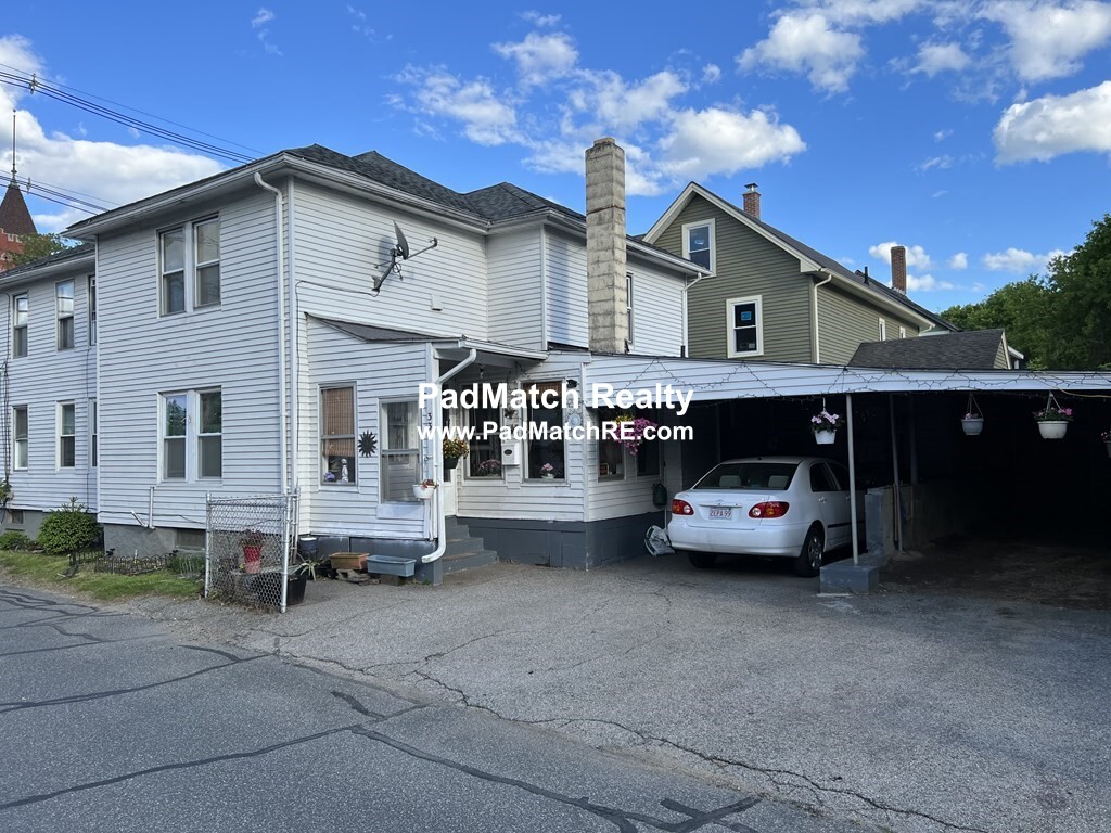 33 Lens St, Southbridge