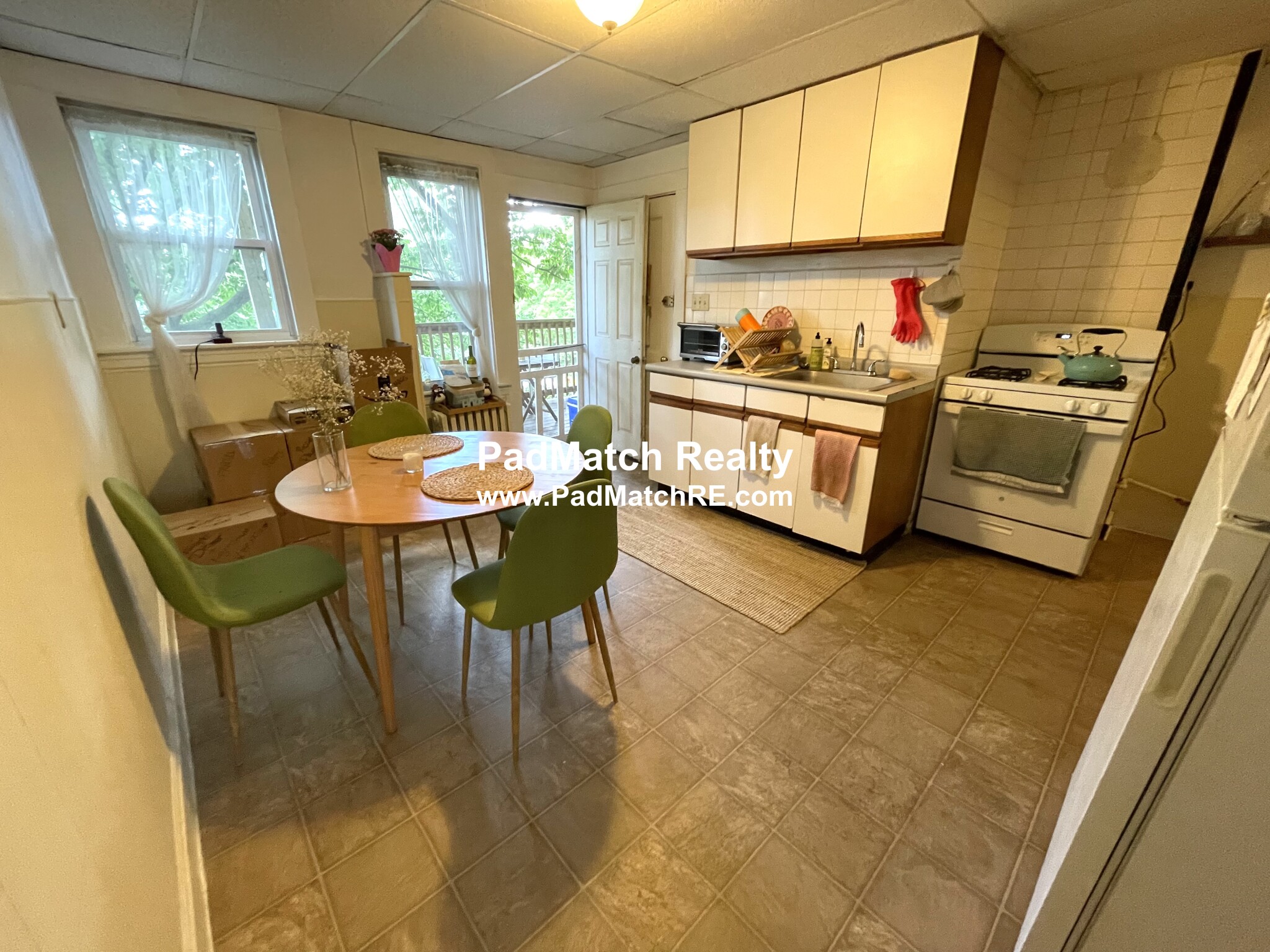 33 Lourdes Ave, Jamaica Plain