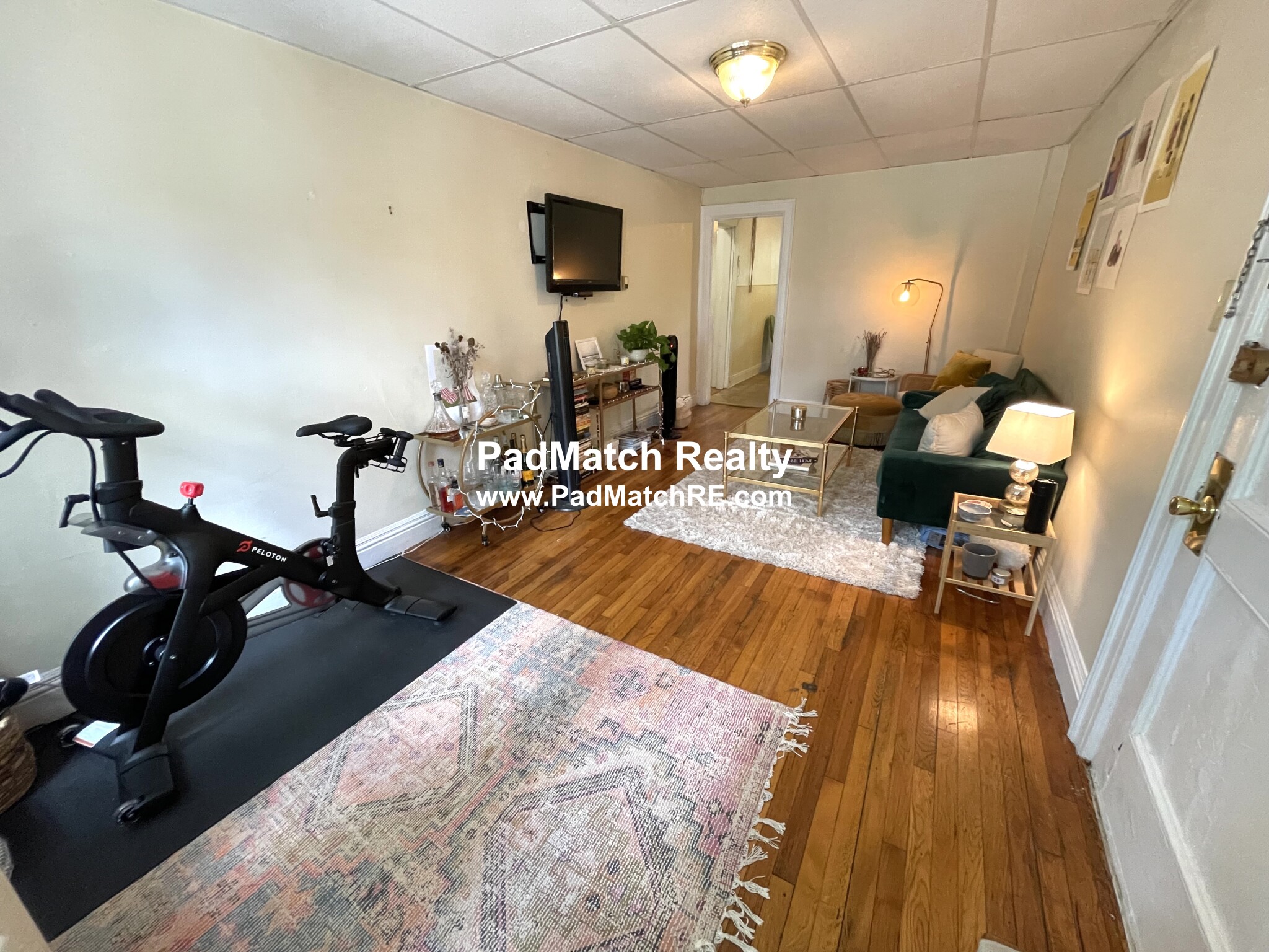 33 Lourdes Ave, Jamaica Plain