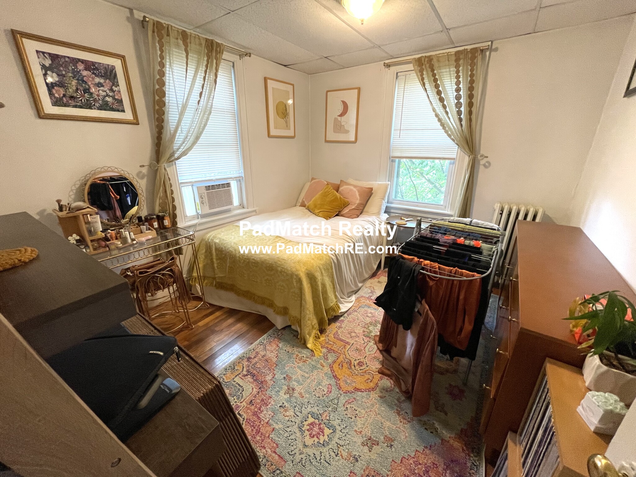 33 Lourdes Ave, Jamaica Plain