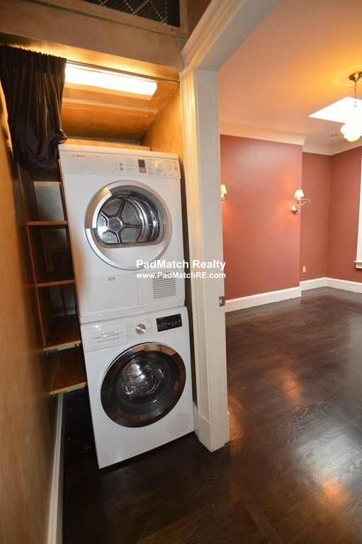 13 Worcester Sq, South End