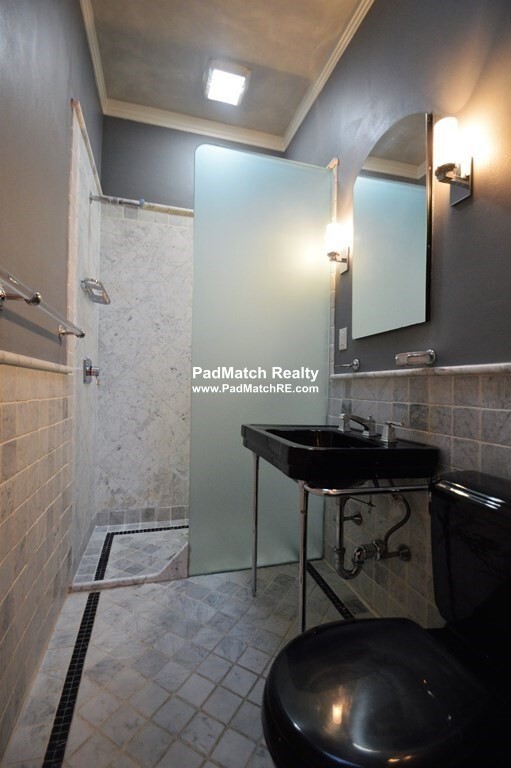 13 Worcester Sq, South End