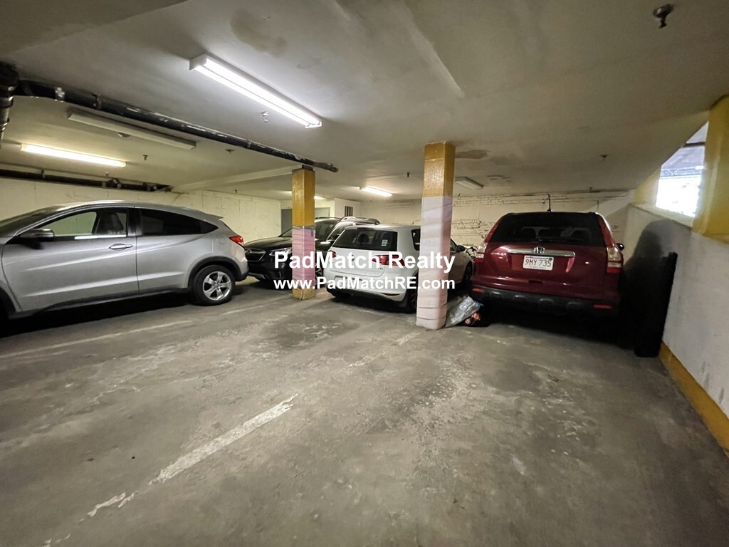 13 Worcester Sq, South End