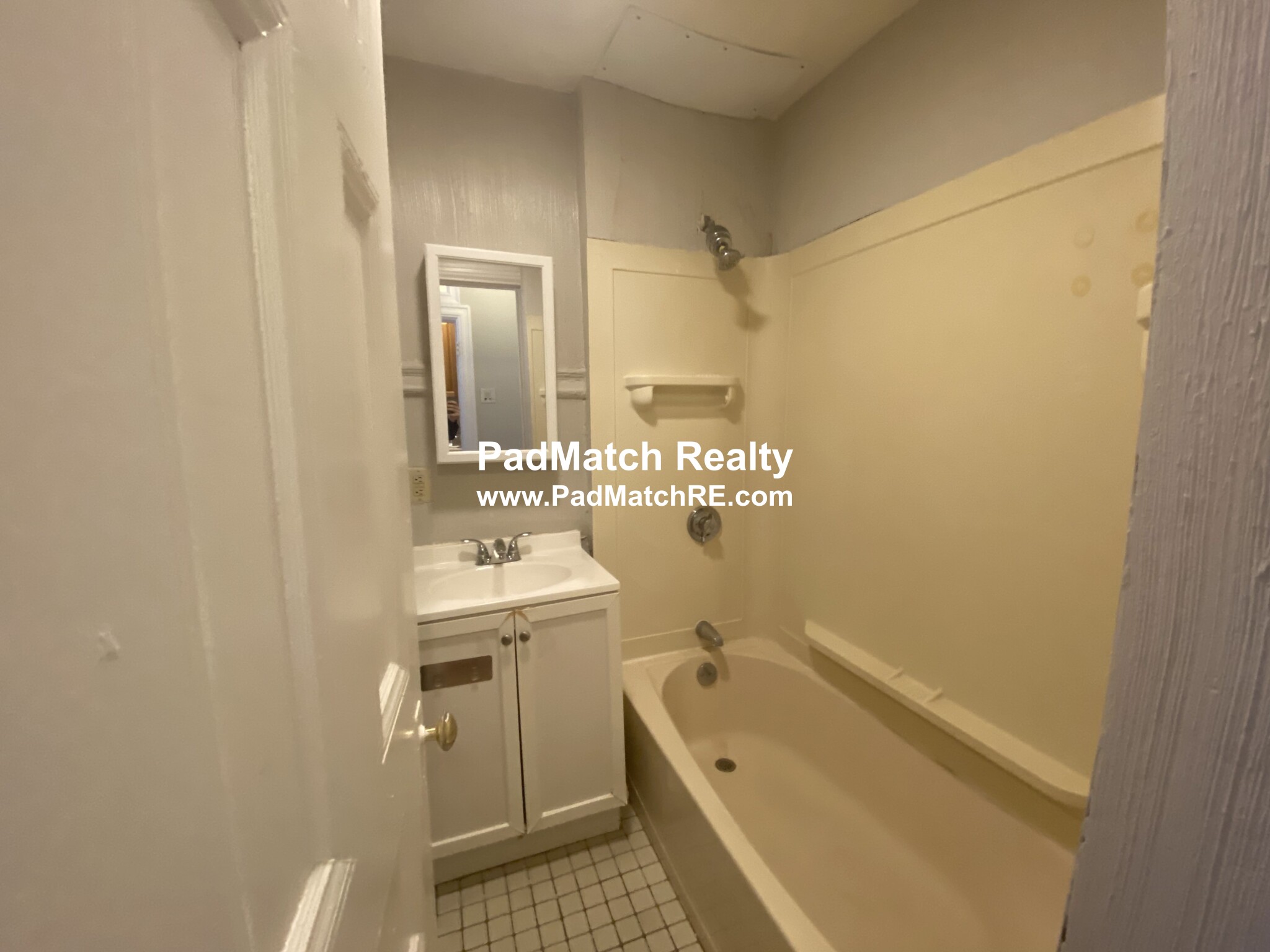 48 Jfk St, Harvard Square